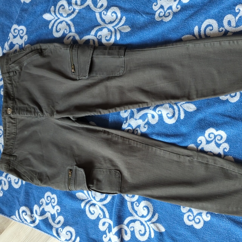 INC International Concepts Olive Cargo Pants